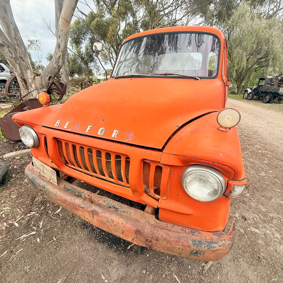 TJ Bedford J1 Series Truck - Great SWB Restoration Project