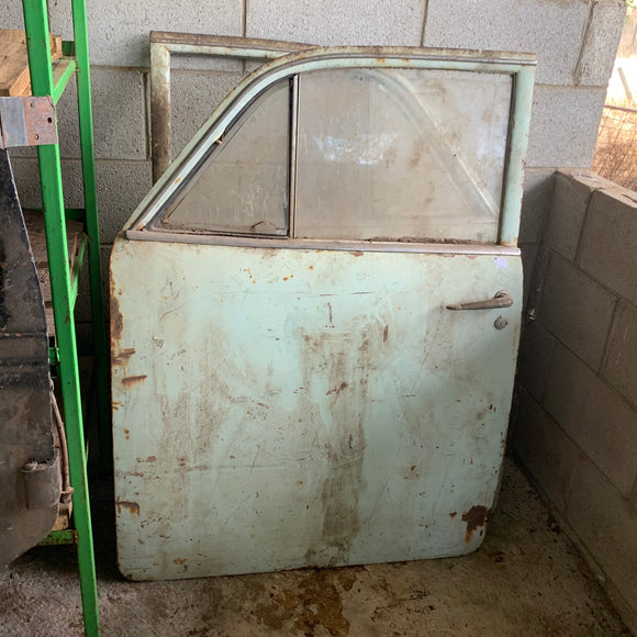 Complete Front Doors Left & Right FJ & FX Holden
With Handles and Glass and Trim