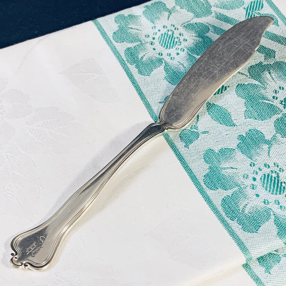 Vintage American Silver Plate Main Serving Butter Knife 1835 Wallace Engraved Initial Y