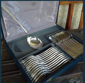 Vintage French Silver Plated Serving Table Spoons Forks And Soup Ladle Boxed Set